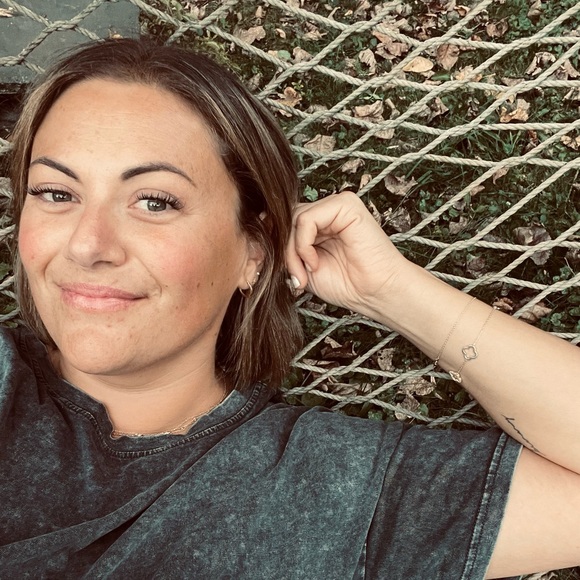 Meet your Posher, Jannah - Picture 2 of 4